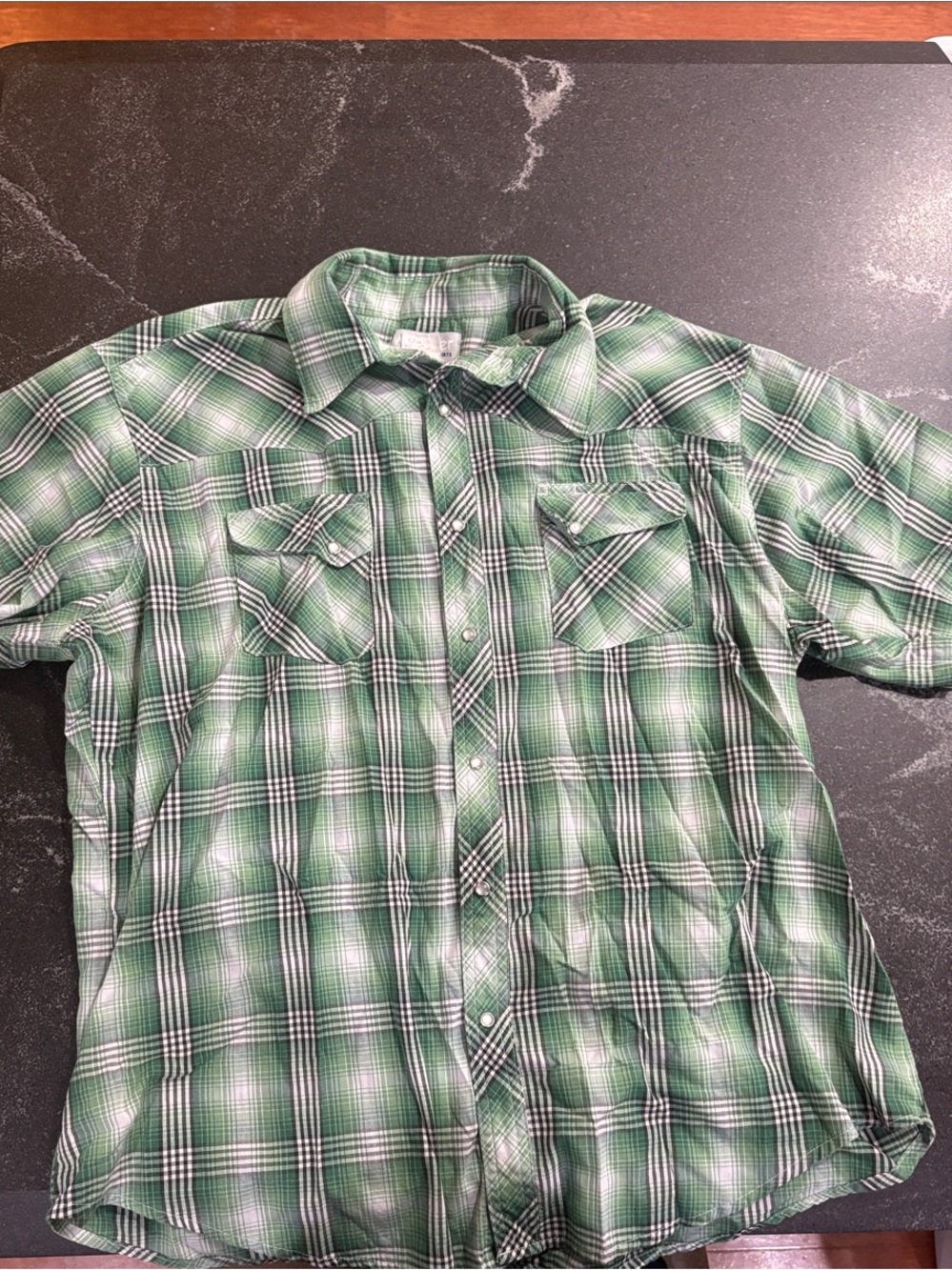 Wrangler Green Plaid Short-Sleeve Button-Down Shirt